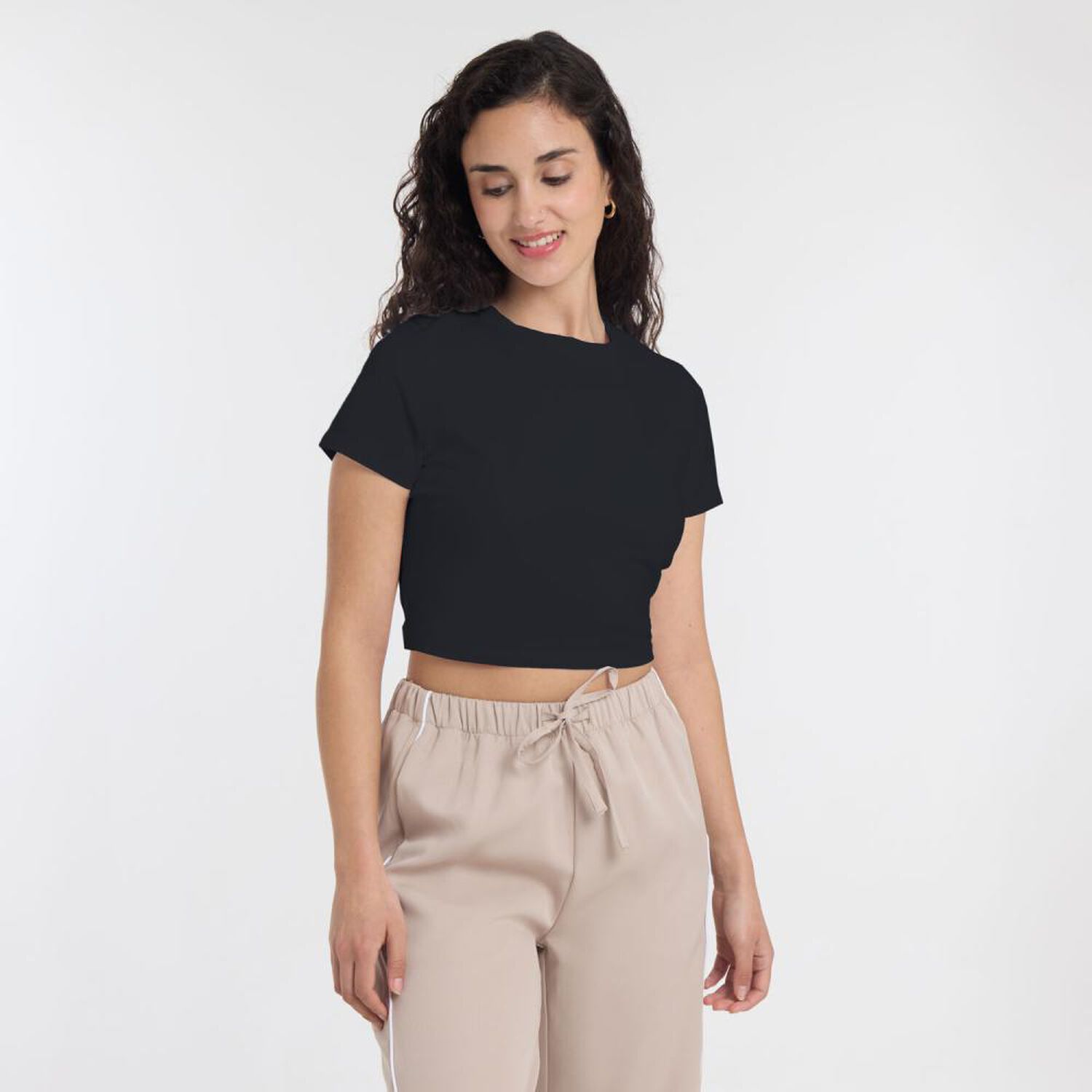 Polera B&aacute;sica Crop Manga Corta Cuello Redondo Mujer Freedom image number 0.0