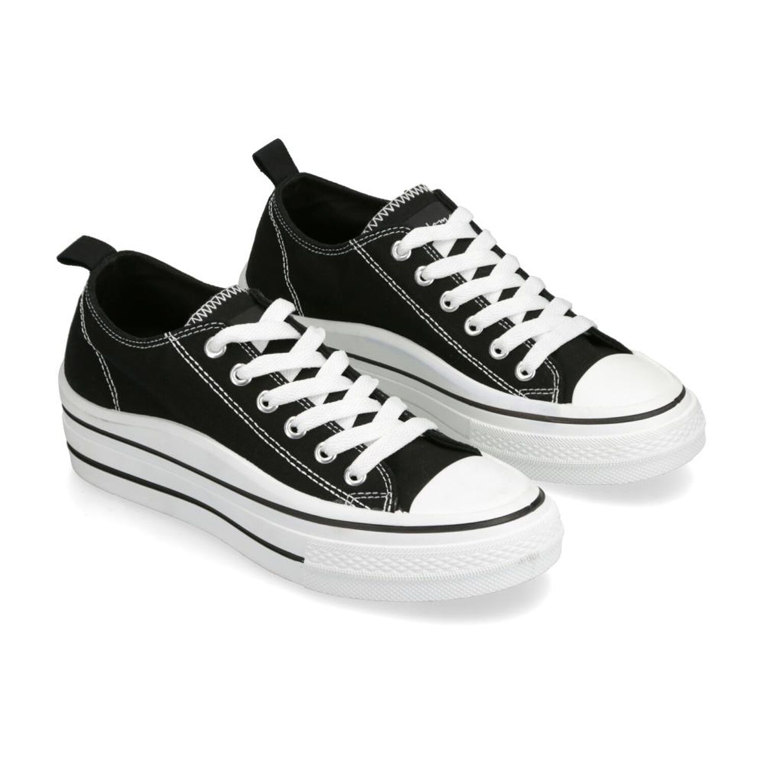 Zapatilla Urbana Mujer Freedom Black image number 1.0