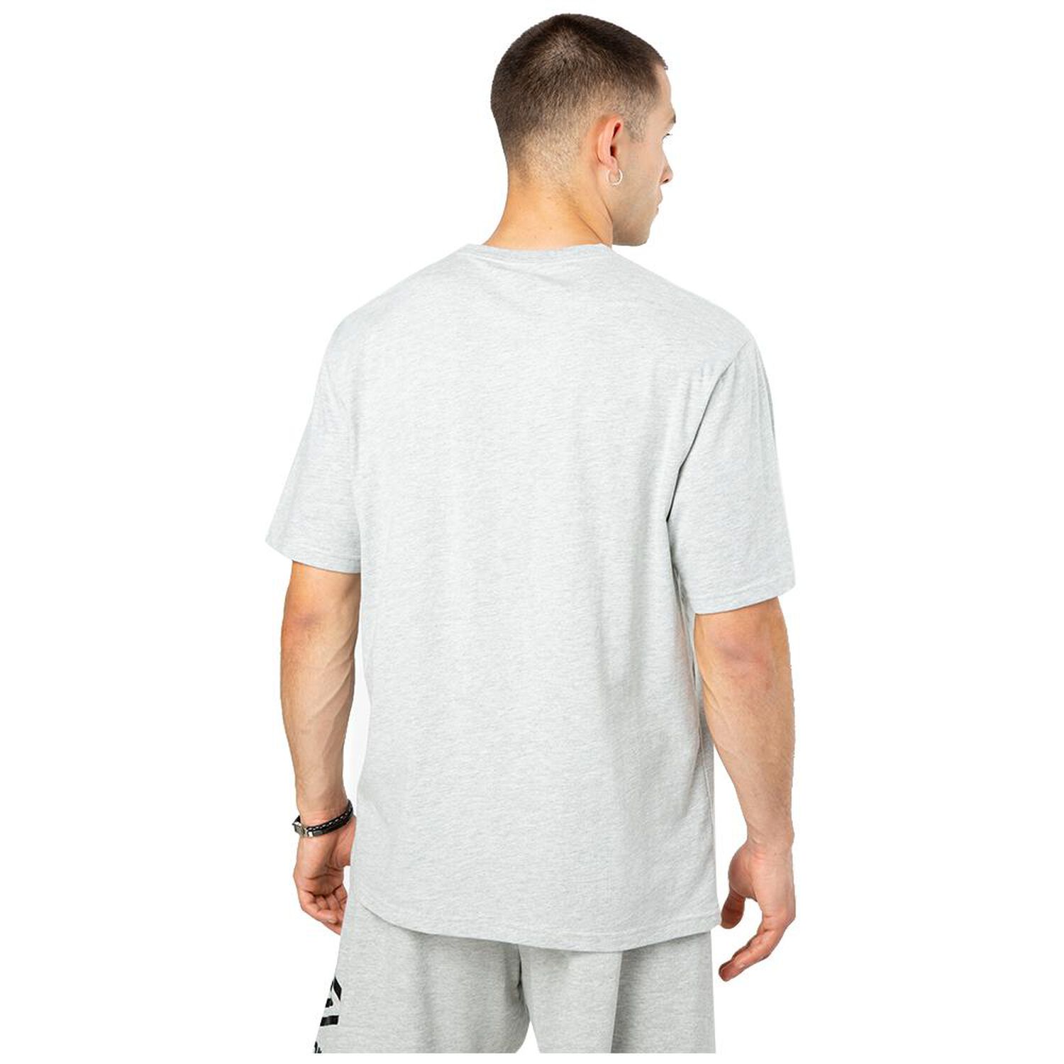 Polera Deportiva Hombre Umbro Essentials Big Logo image number 1.0