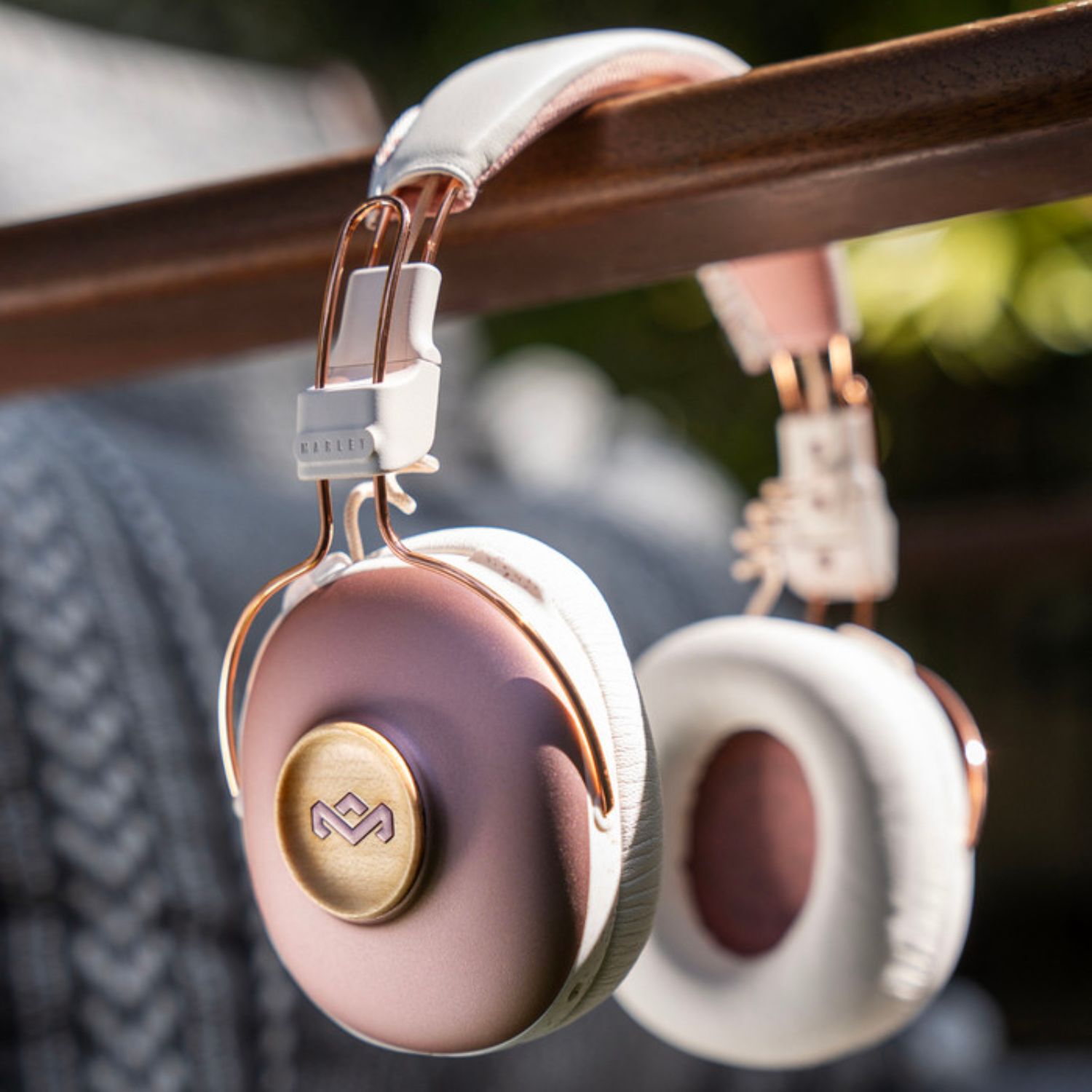 Aud&iacute;fonos Bluetooth Positive Vibration Frequency Copper image number 5.0
