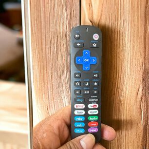 Control Remoto Sistema Roku Incorporado Stb Tcl Lg Onn Insignia Hisense Sharp Philips Haier Hitachi Jvc West Sanyo Rca Avtio