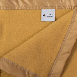 Frazada Polar Borde Satin Linea Hotel 2 Plazas Beige