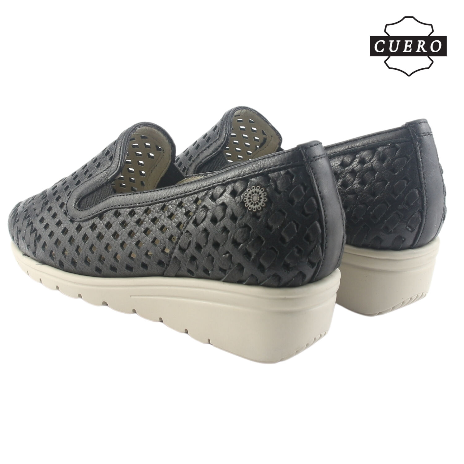 Zapato De Cuero Chalada Mujer Crose-1 Negro Casual image number 6.0