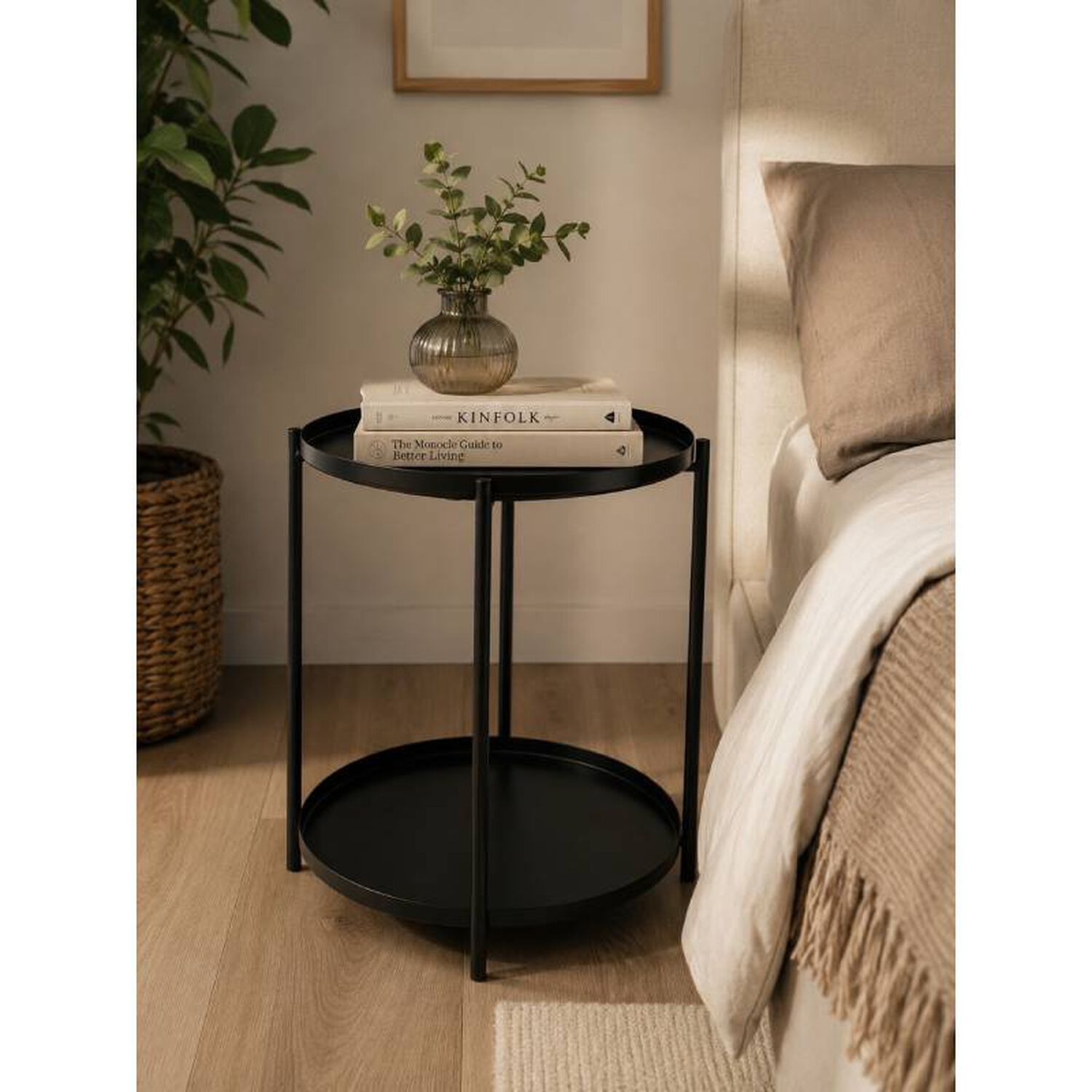 Mesa Lateral Negra Dise&ntilde;o Moderno Metal image number 3.0