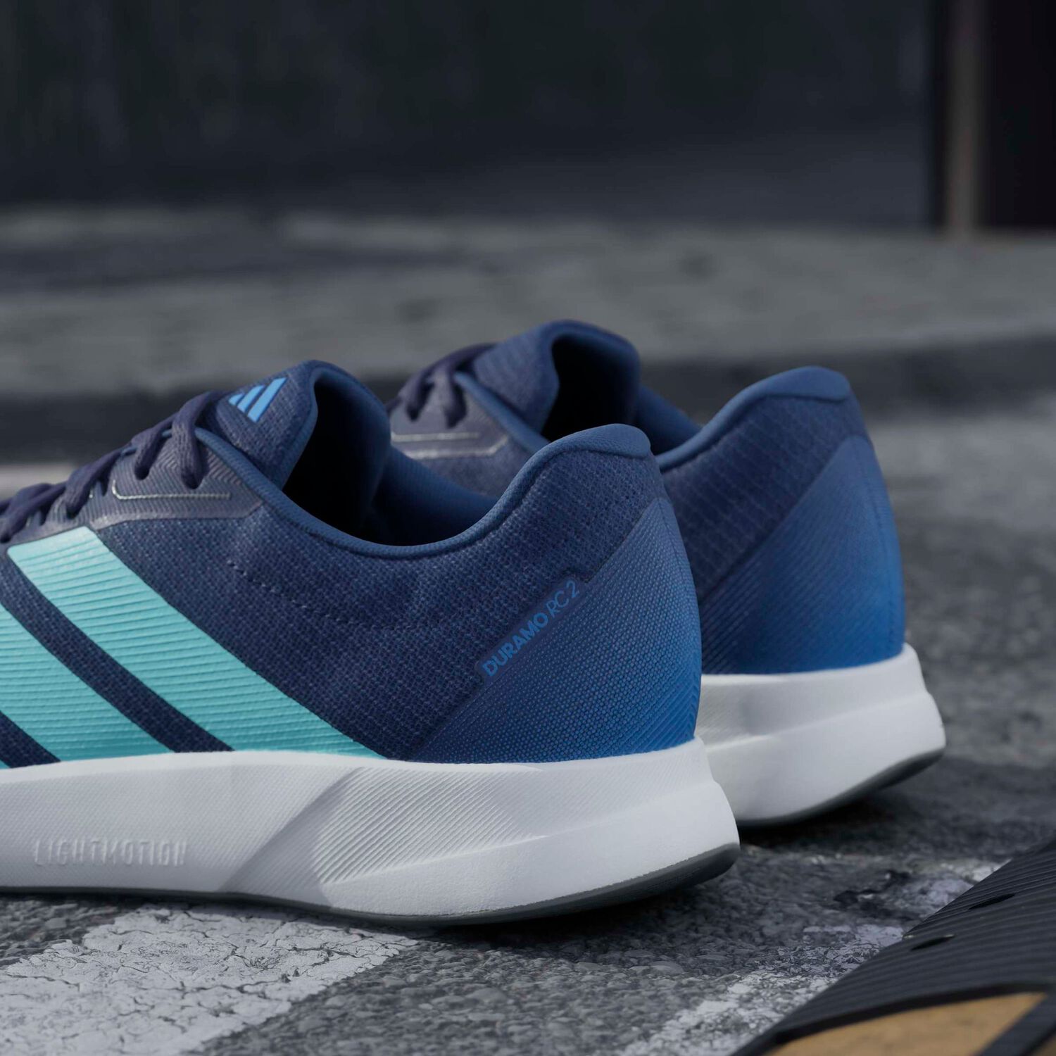 Zapatilla Running Hombre Adidas Duramo Rc2 M Morado image number 18.0