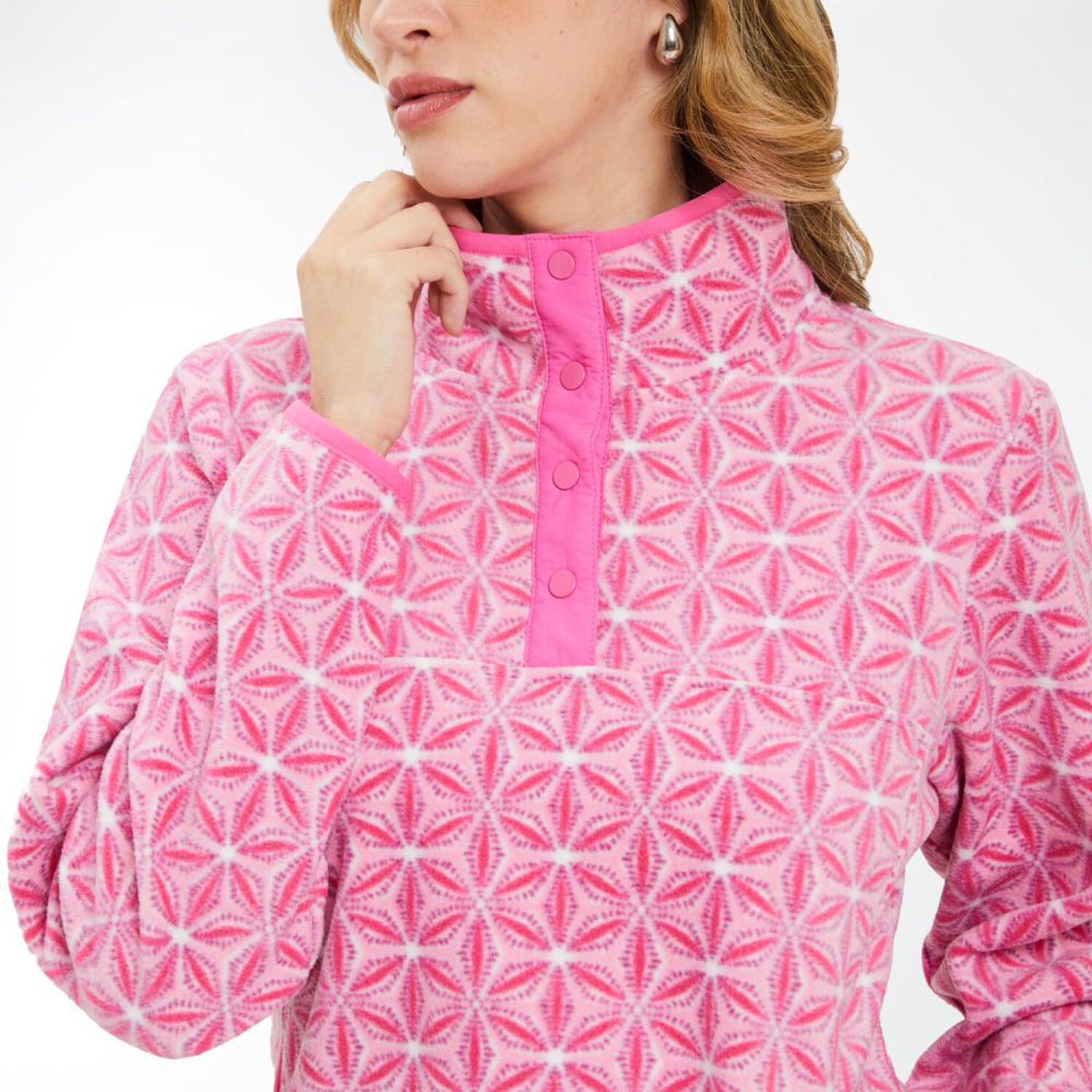 Poler&oacute;n Polar Print Cuello Alto Mujer Geeps image number 4.0