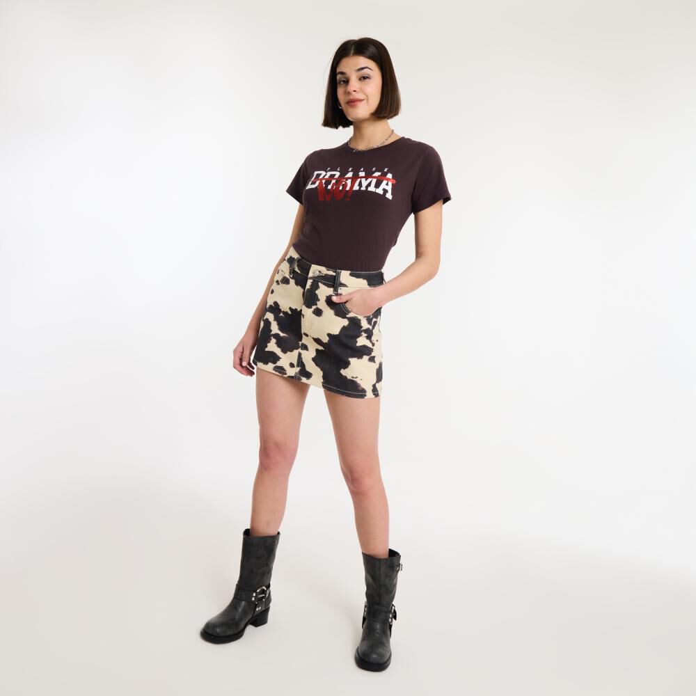 Polera Print Frase Manga Corta Cuello Redondo Mujer Rolly Go image number 1.0