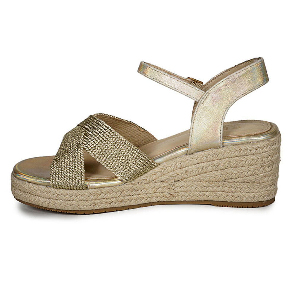 Sandalia Daisa Dorado image number 4.0