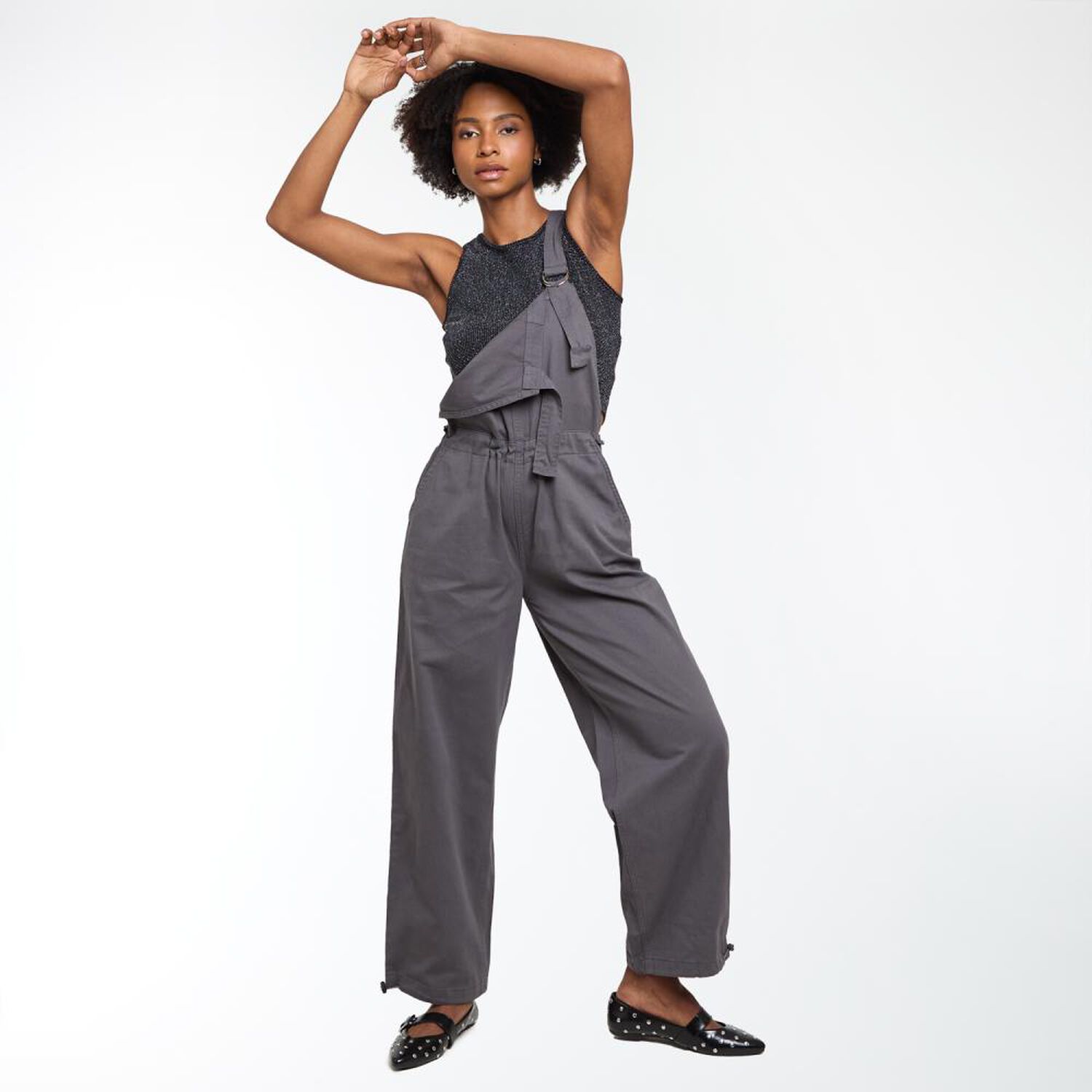 Jardinera Cargo Denim Tiro Medio Regular Mujer Rolly Go image number 1.0