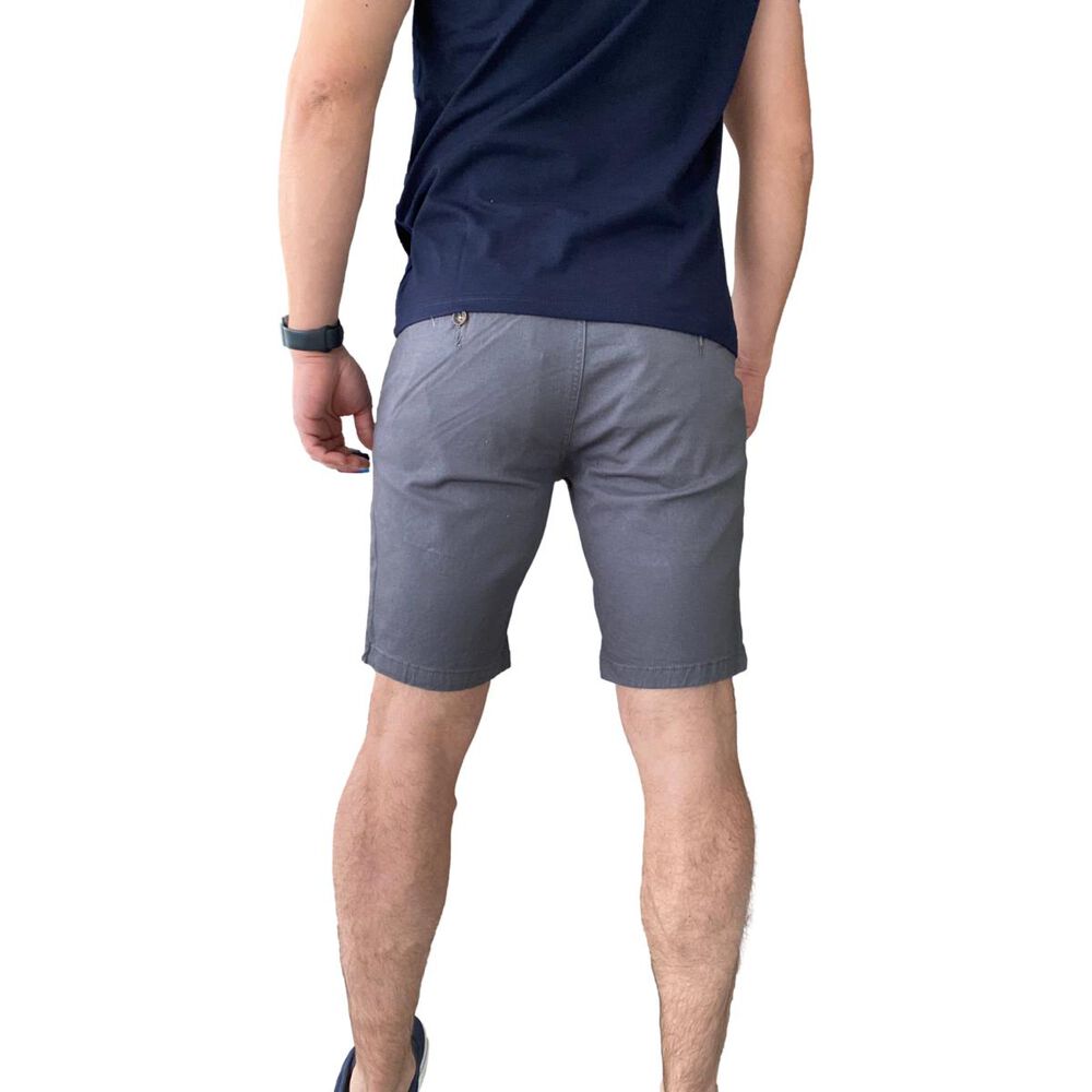 Bermuda Short Tela Elasticada Slim Fit image number 3.0
