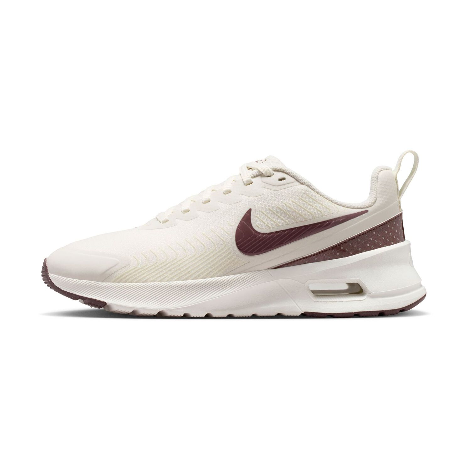 Zapatilla Nike Air Max Nuaxis Mujer Blanco image number 3.0