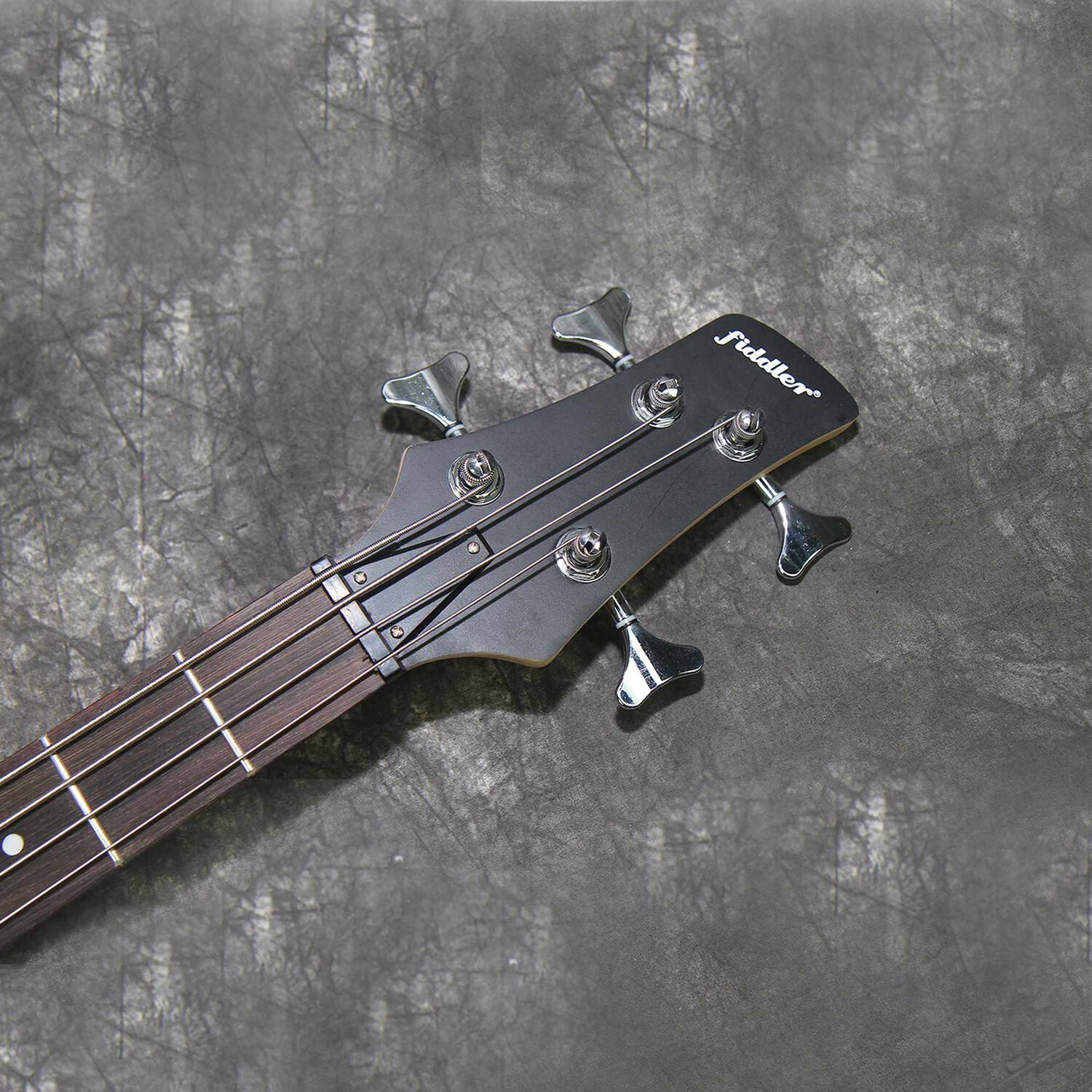 Bajo El&eacute;ctrico Fiddler Sunburst + Amplificador 20w image number 2.0