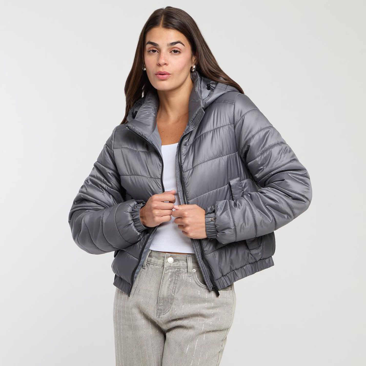 Parka Corta Regular Cuelo Alto Con Capucha Mujer Rolly Go image number 0.0