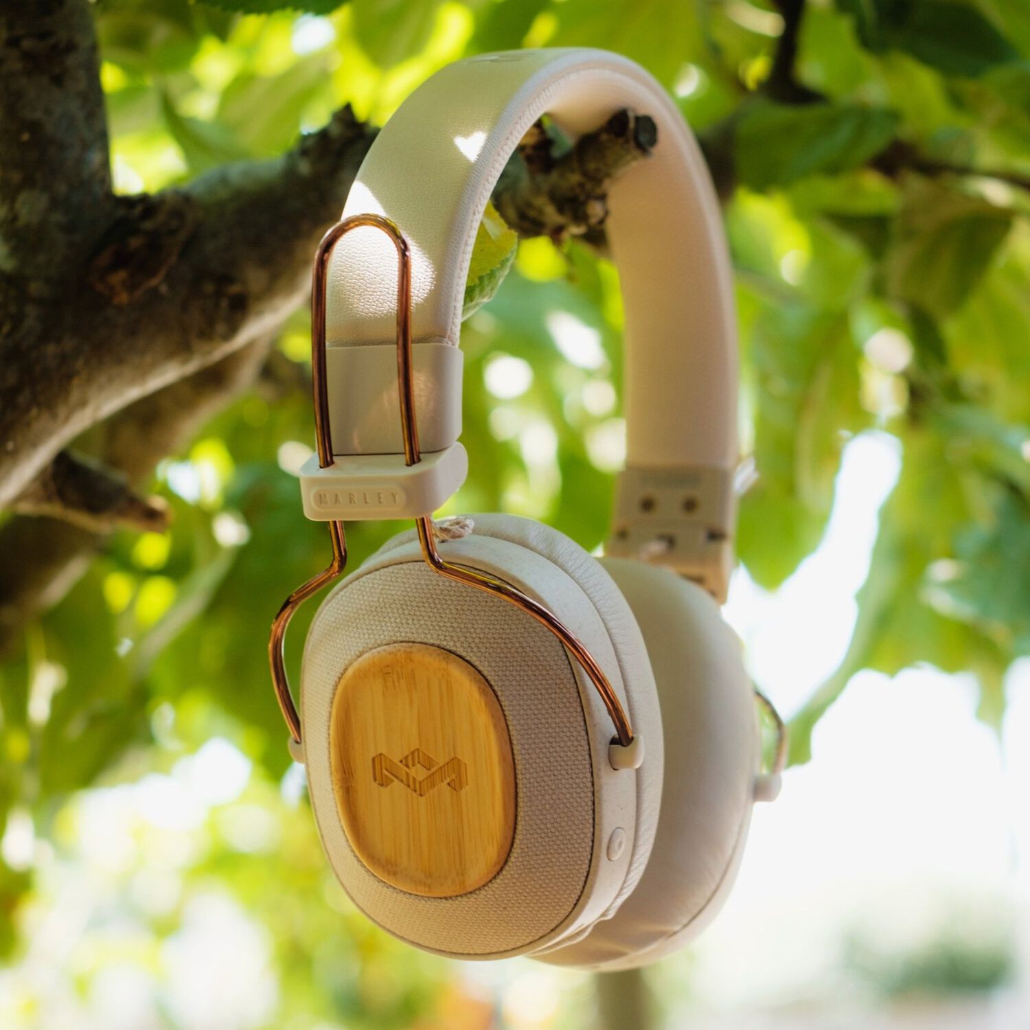 Aud&iacute;fonos Bluetooth Positive Vibration Riddim Cream Marley image number 5.0