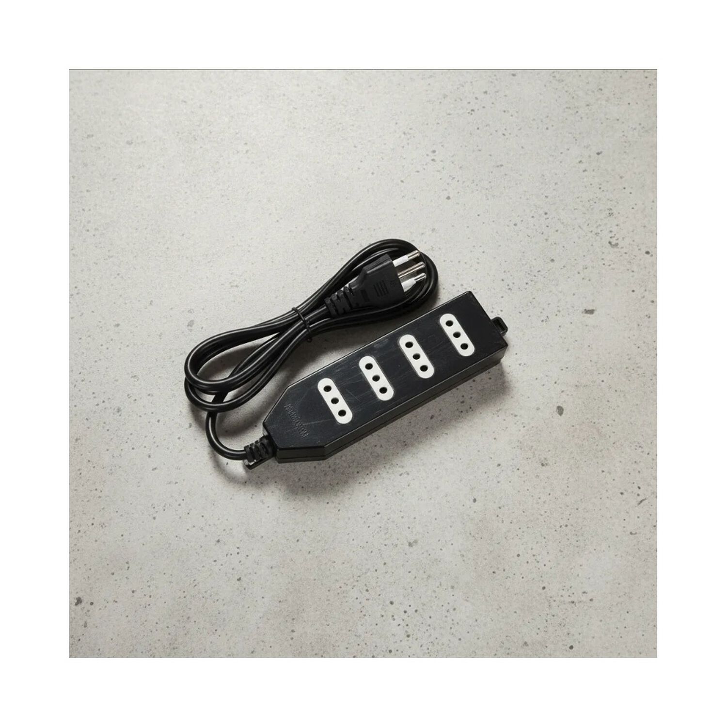 Alargador Zapatilla 4 Tomas 1,5m Negro image number 4.0