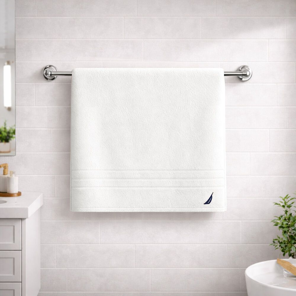 Toalla De Ba&ntilde;o Cuerpo Nautica Home 100% Algod&oacute;n 76x137cm Blanca image number 1.0