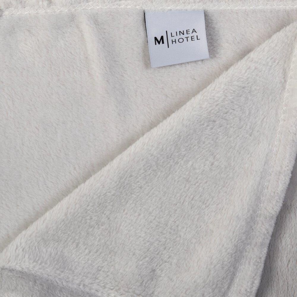 Frazada Flannel Linea Hotel 1.5 Plazas Gris Claro image number 1.0