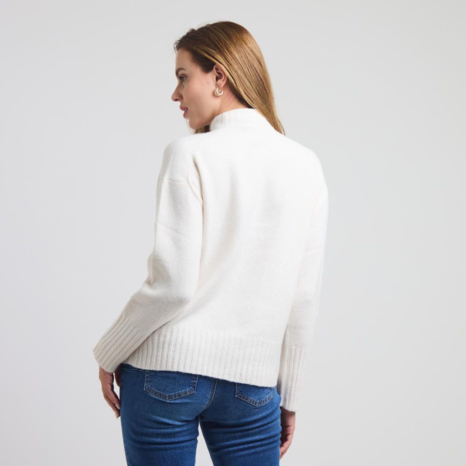 Sweater Regular Manga Larga Cuello Alto Mujer Kimera image number 3.0