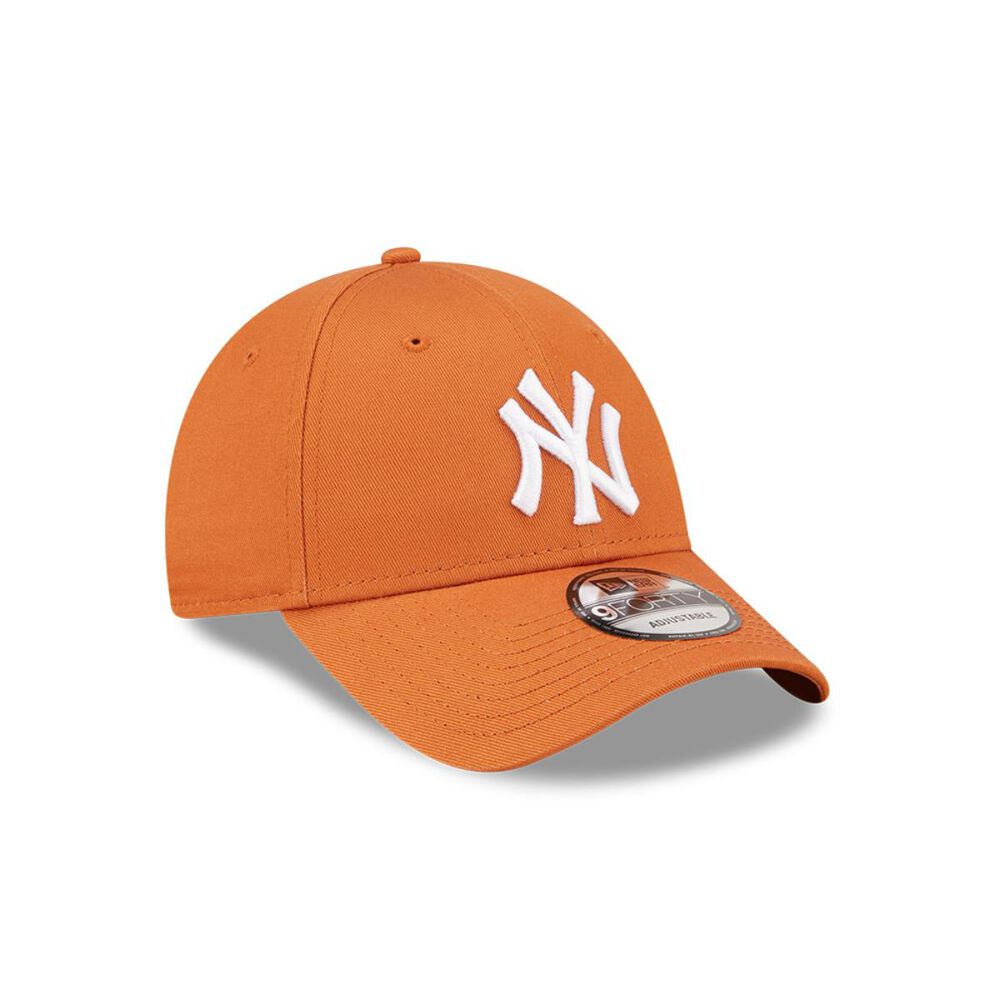 Gorra 9forty New York Yankees League Essentials Naranjo image number 1.0