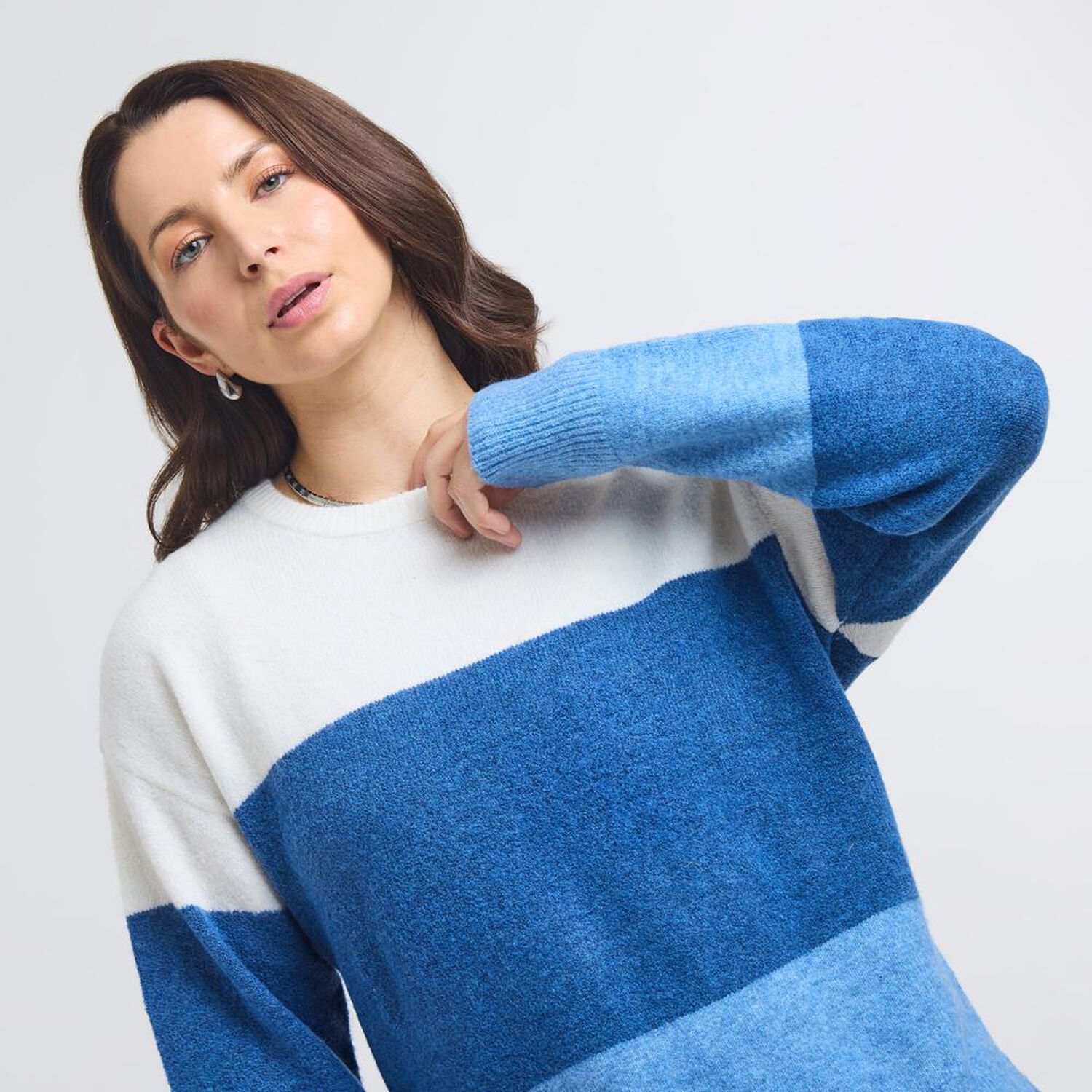 Sweater Bloque Color Regular Manga Larga Cuello Redondo Mujer Geeps image number 4.0