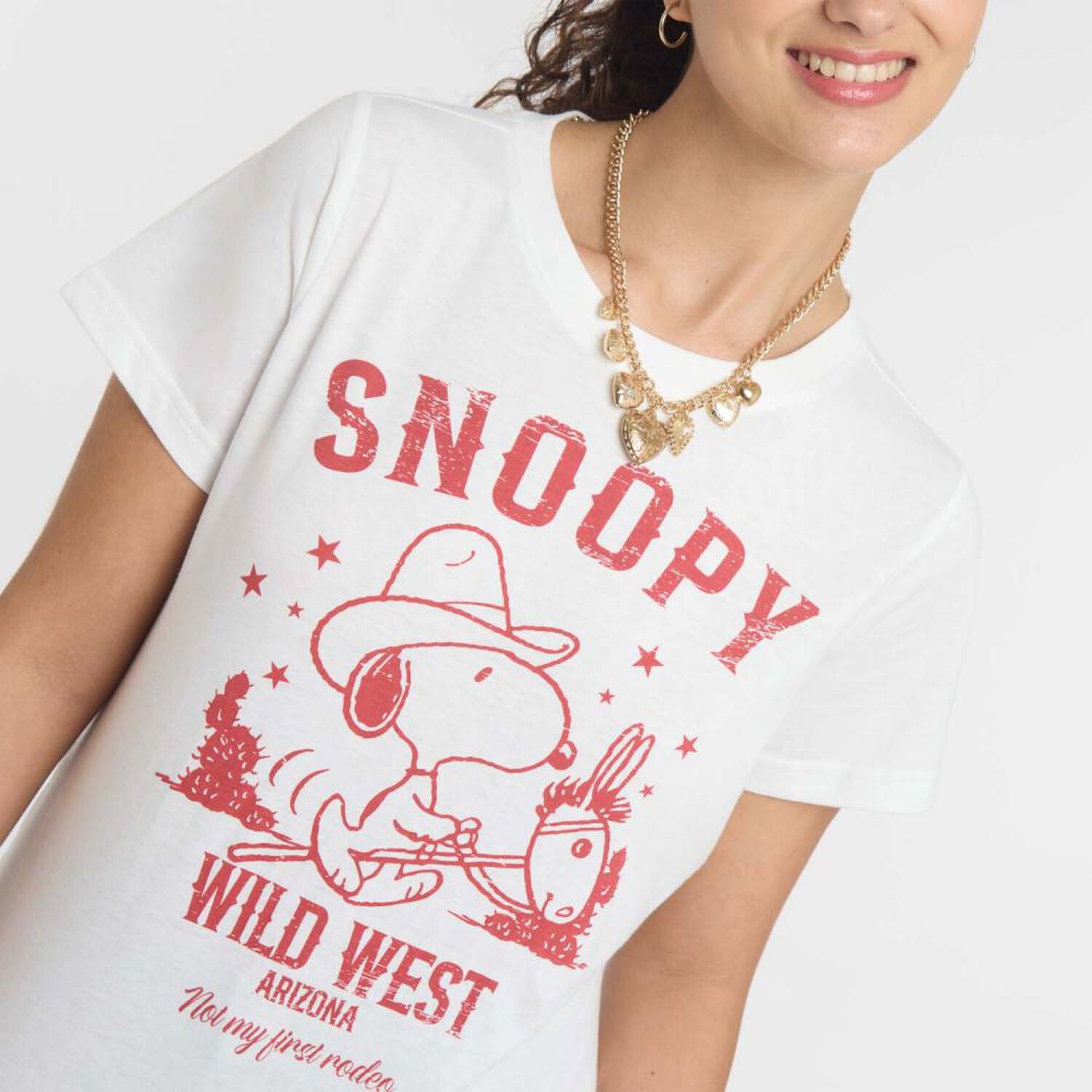 Polera Snoopy Manga Corta Cuello Redondo Mujer Freedom image number 4.0