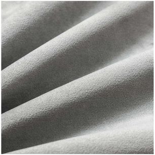 Pack De 02 Fundas De Coj&iacute;n De Terciopelo Con Pompon 45x45 Gris