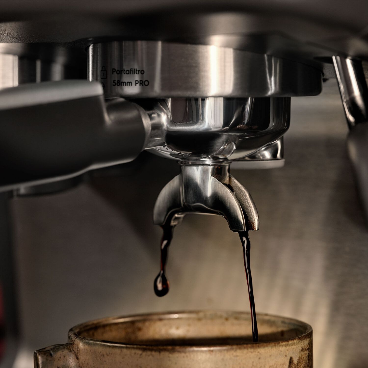 Cafetera Espresso Barista 3l Molinillo 2200w Ecm90 image number 7.0