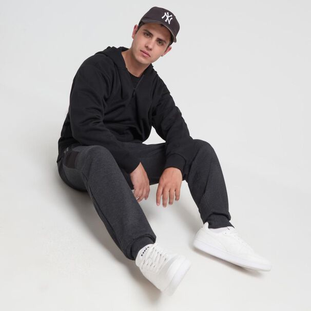 Pantal&oacute;n Estampado Tiro Medio Slim Hombre Skuad