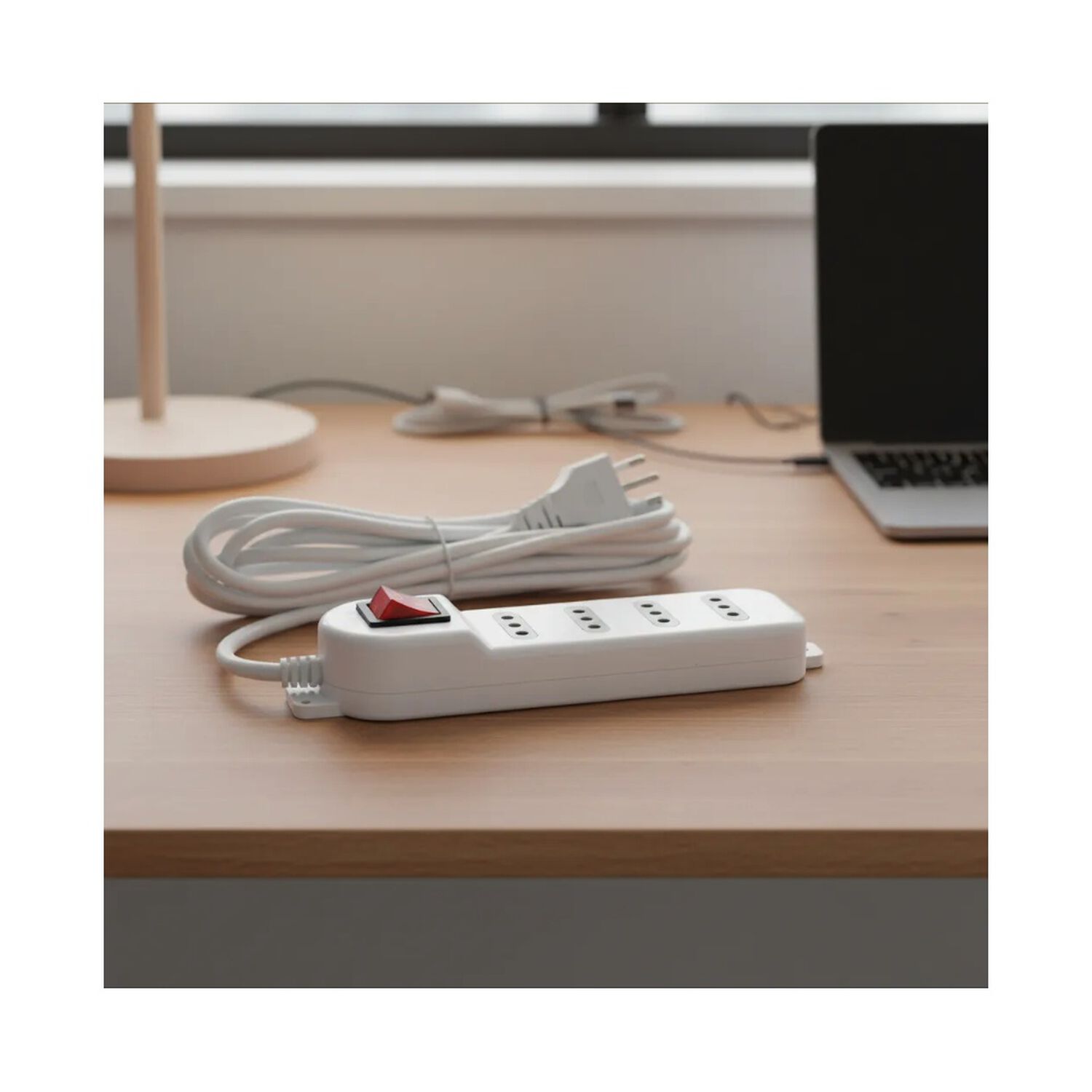 Alargador Zapatilla Con Switch 4 Posiciones 3 Metros Blanco image number 5.0
