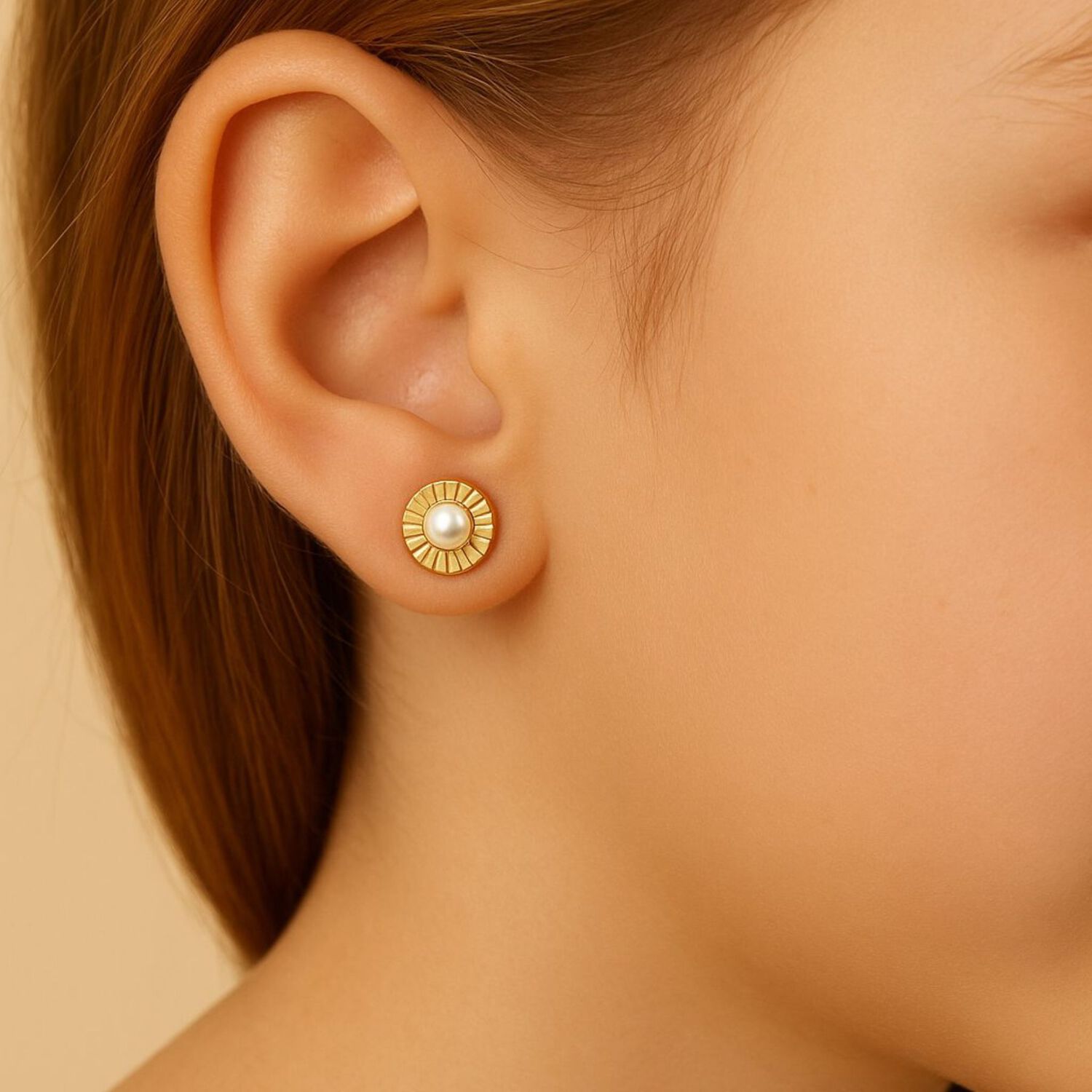 Aros Abridores Redondela Con Perla 5 Mm Oro 18k Con Tope A Presi&oacute;n image number 2.0
