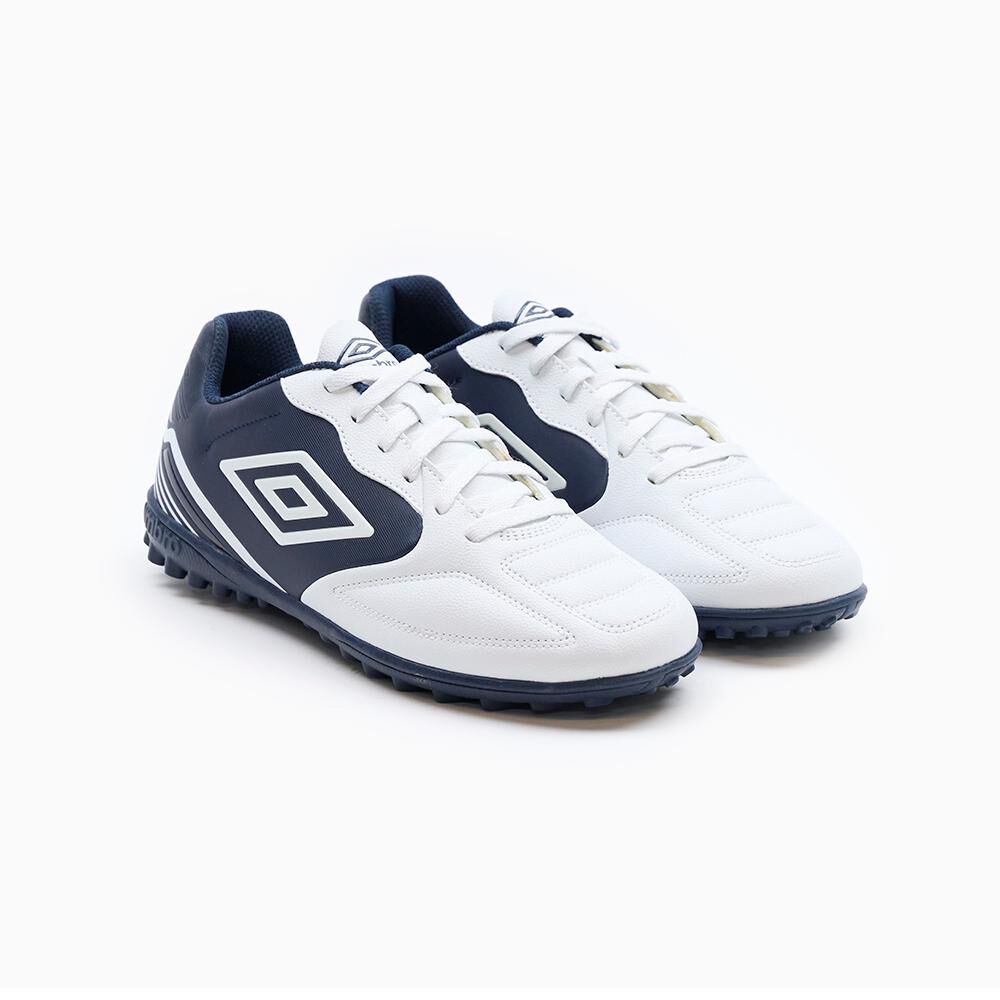 Zapatilla F&uacute;tbol Hombre Umbro Classico Xiii Blanco image number 4.0