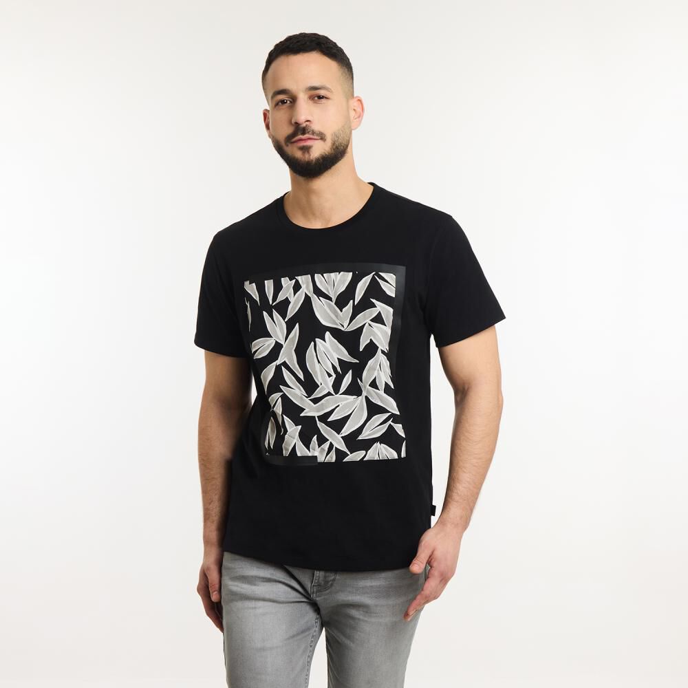 Polera Estampada Manga Corta Cuello Redondo Hombre Az Black image number 0.0