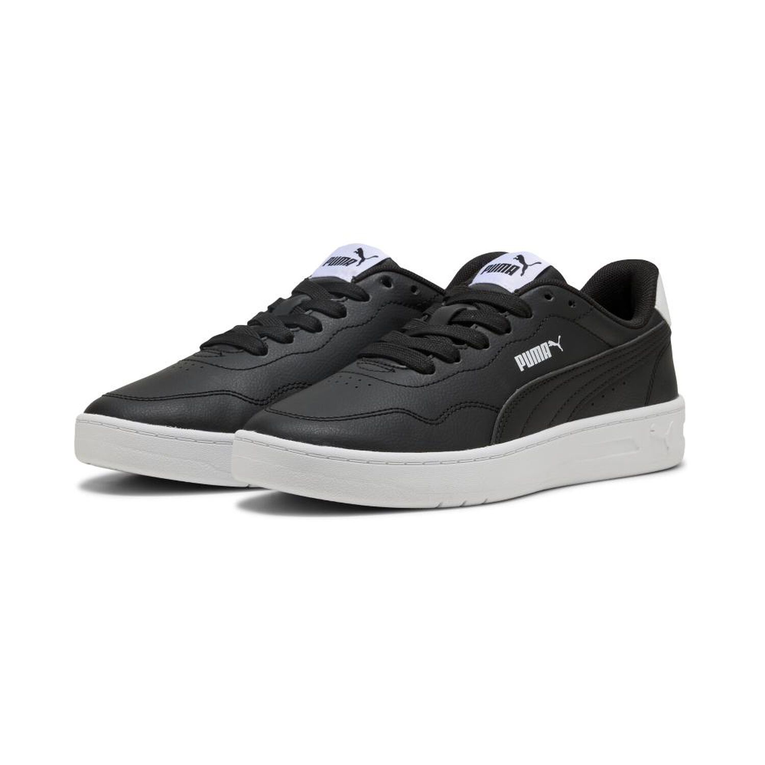 Zapatilla Urbana Mujer Puma Court Classic Negra image number 2.0
