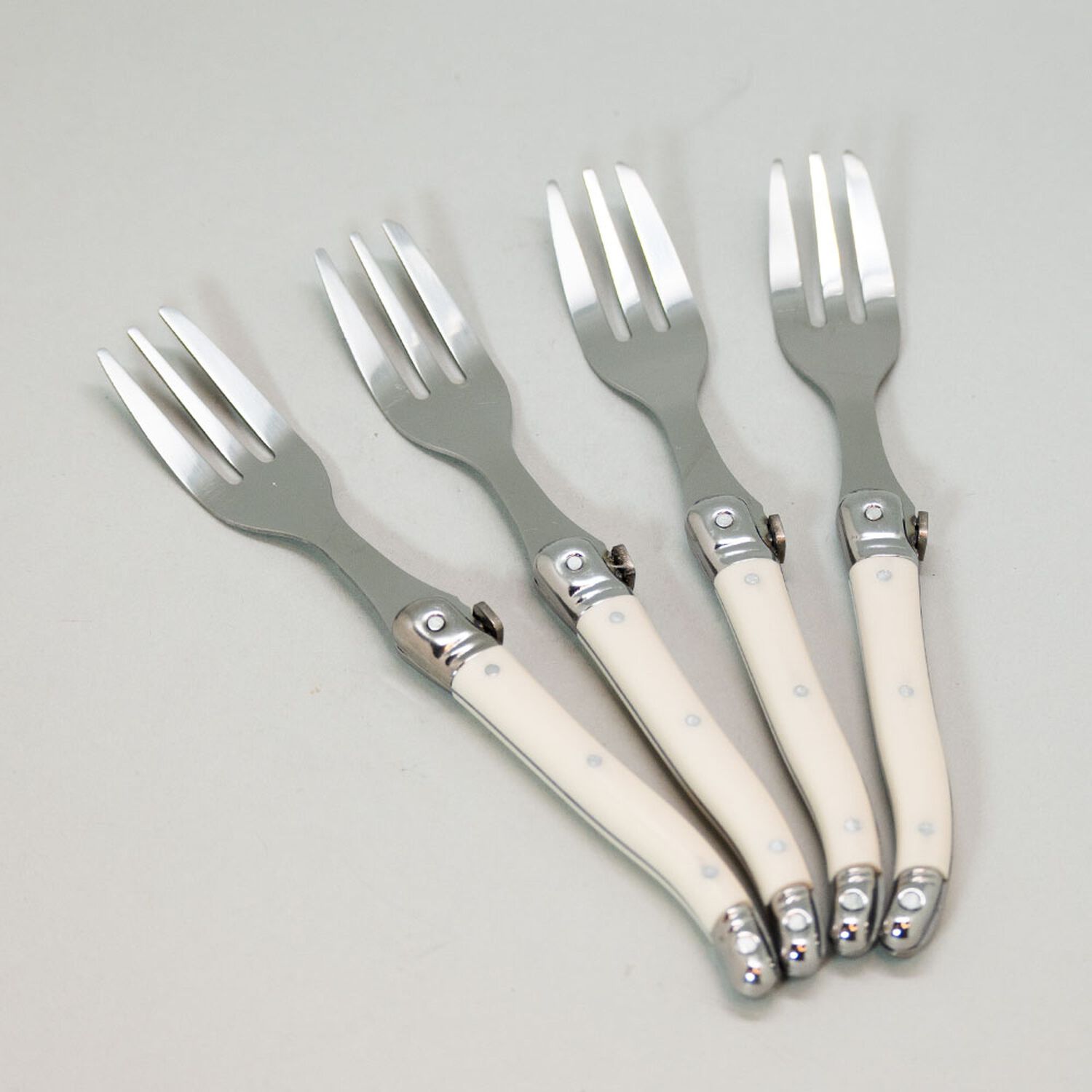Set 4 Tenedores Postre Bristol Kingstone image number 1.0