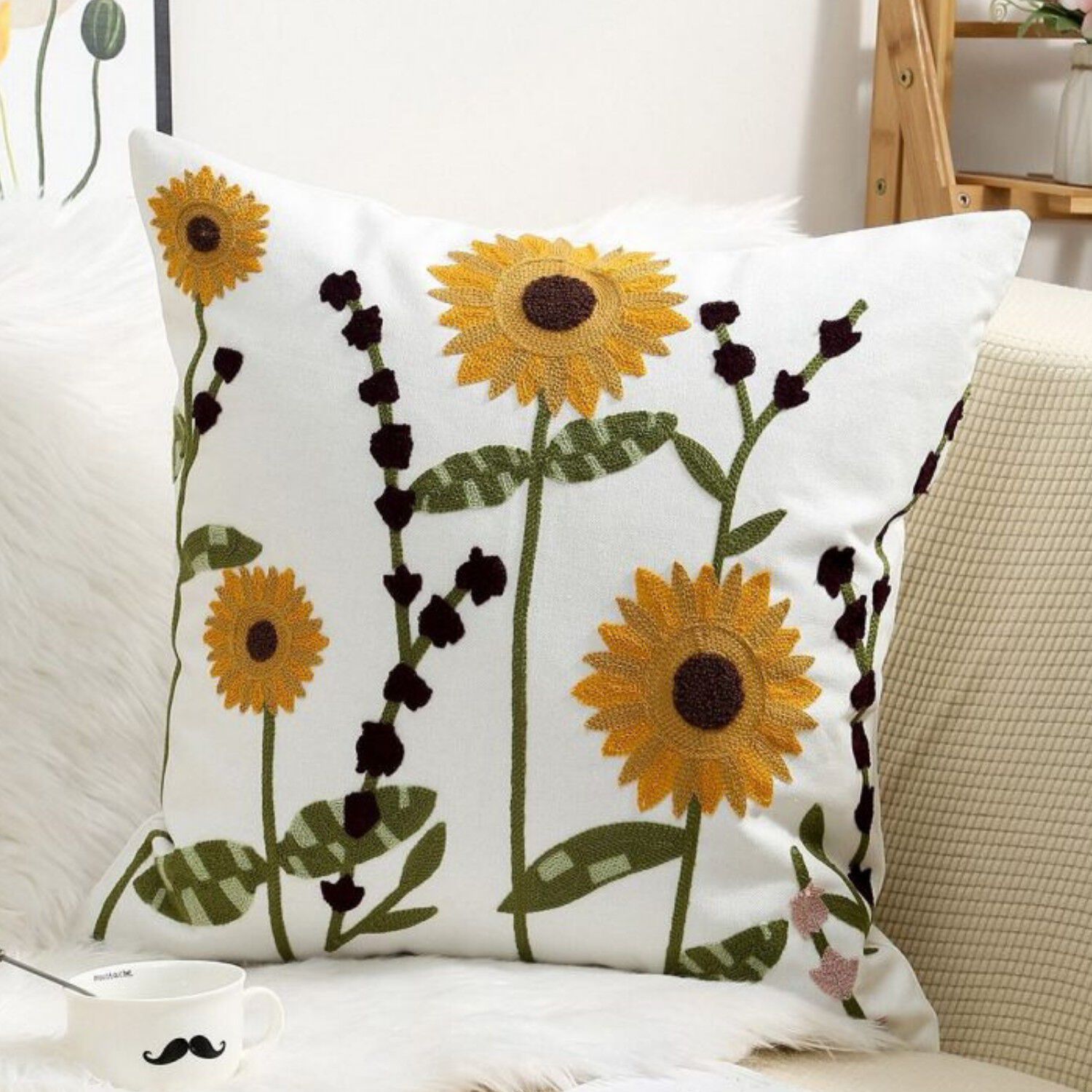 Funda Cojin Bordada 45x45 Cm Girasoles Hd image number 1.0
