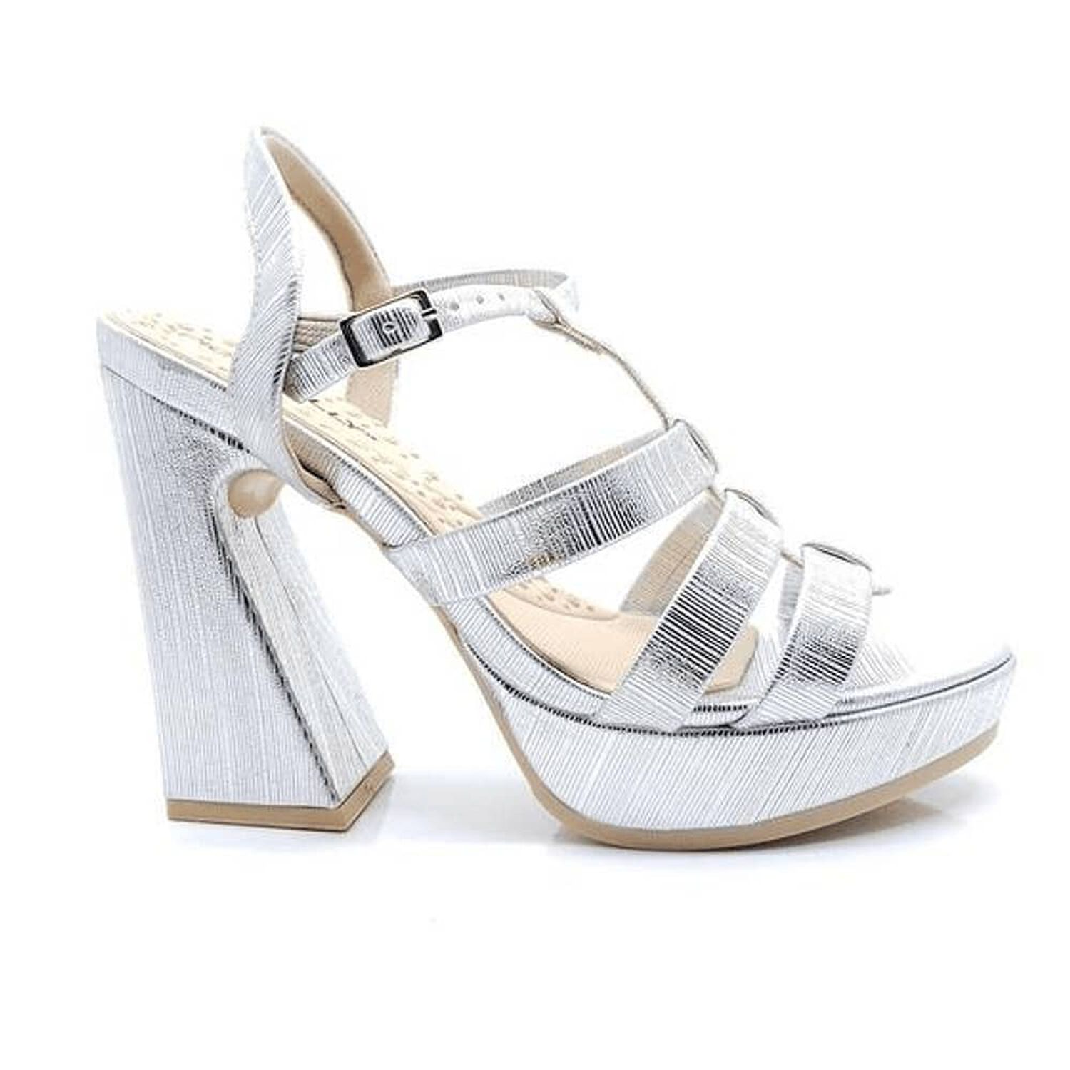 Sandalia Mujer Plata Cristine Piccadilly image number 0.0