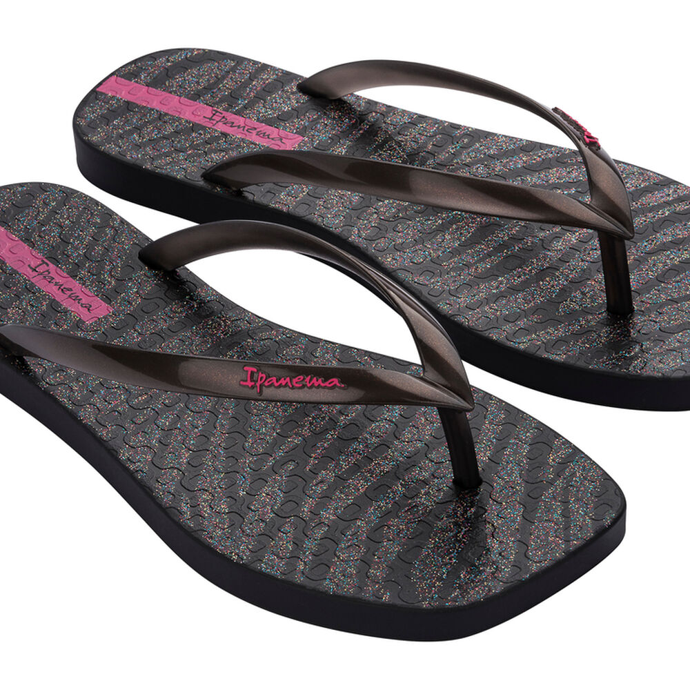 Sandalia Mujer Negro Edge Ipanema image number 1.0