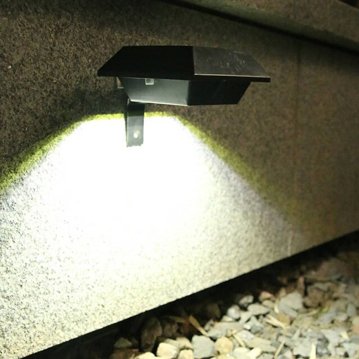 Foco Led Cuadrado Con Panel Solar 3.7v 12 Led image number 6.0