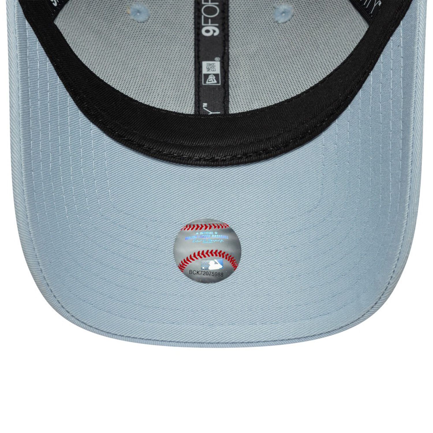Gorra 9forty Mlb Los Angeles Dodgers Metallic Celeste image number 4.0