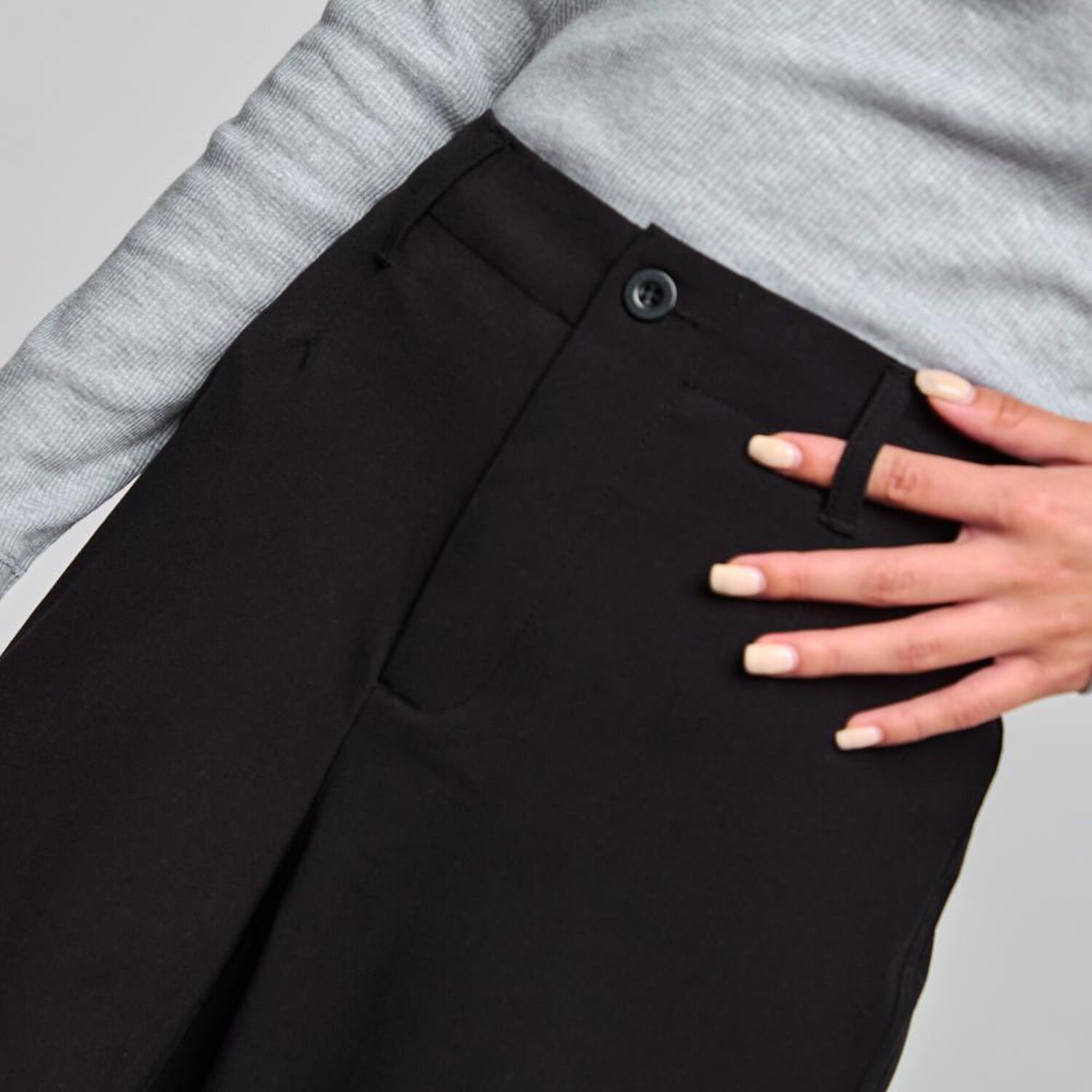Pantal&oacute;n Sastrero Tiro Alto Flare Mujer Freedom image number 4.0