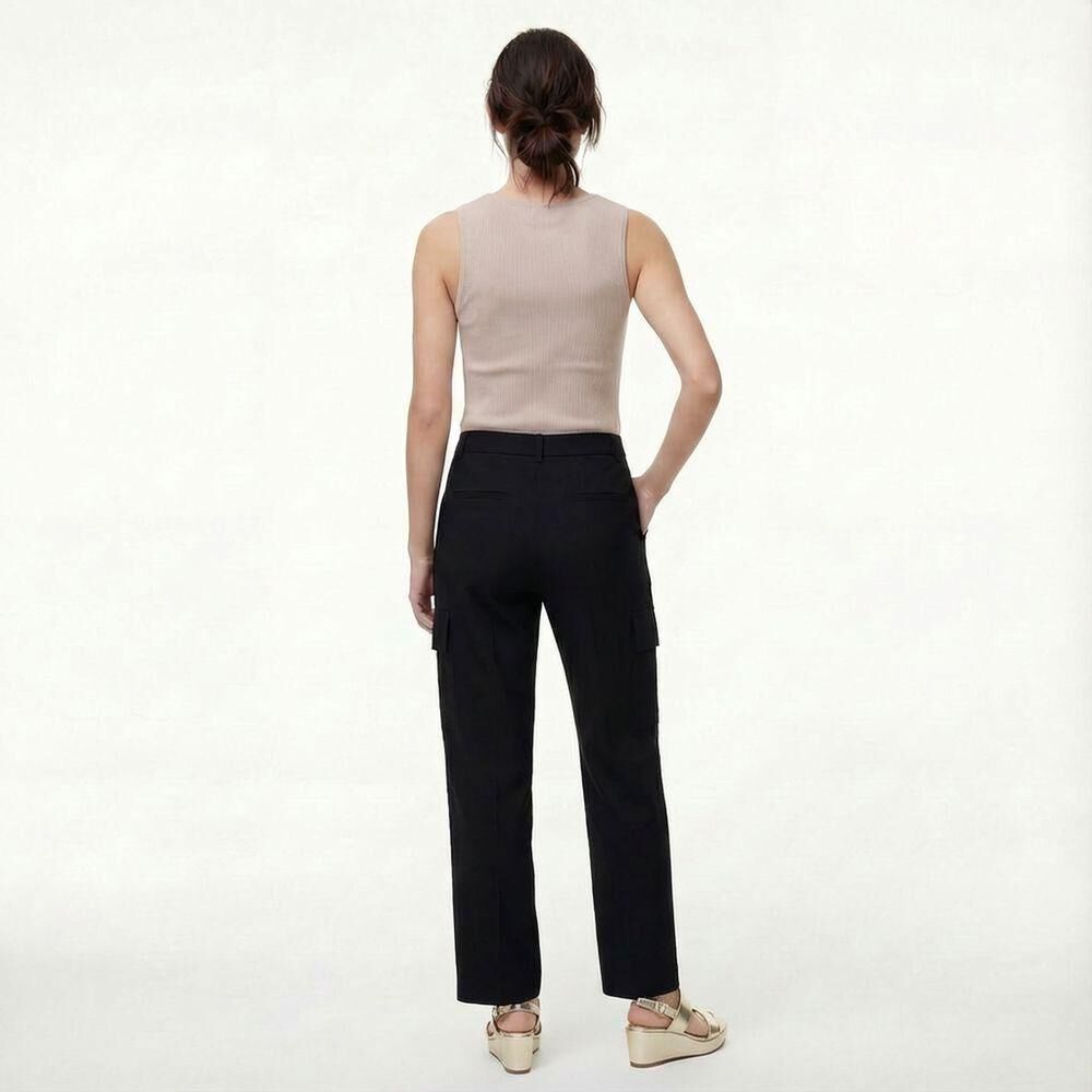 Polera Crop Sin Mangas Cuello V Mujer Kimera image number 1.0