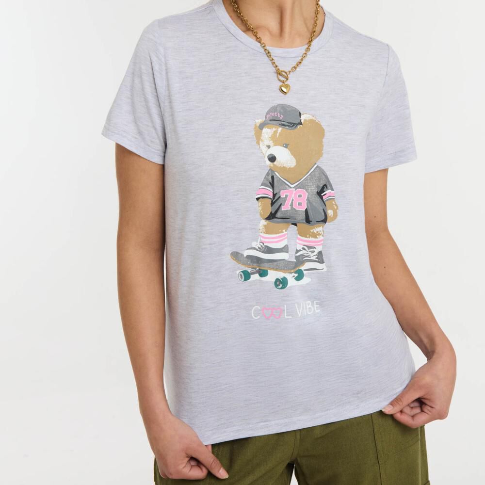 Polera Print Animales Manga Corta Cuello Redondo Mujer Freedom image number 4.0