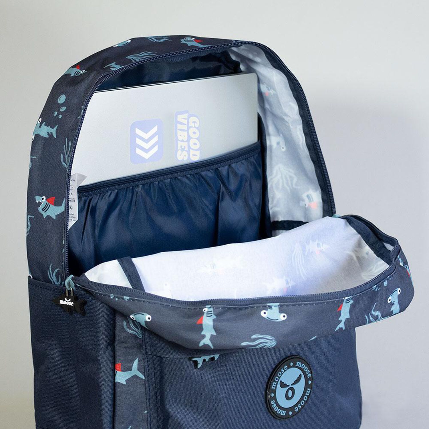Mochila Kids Sharky Moose image number 4.0