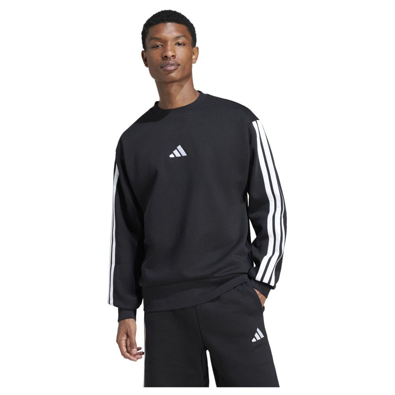Poler&oacute;n Hombre Essentials Fleece 3 Tiras Adidas image number 4.0