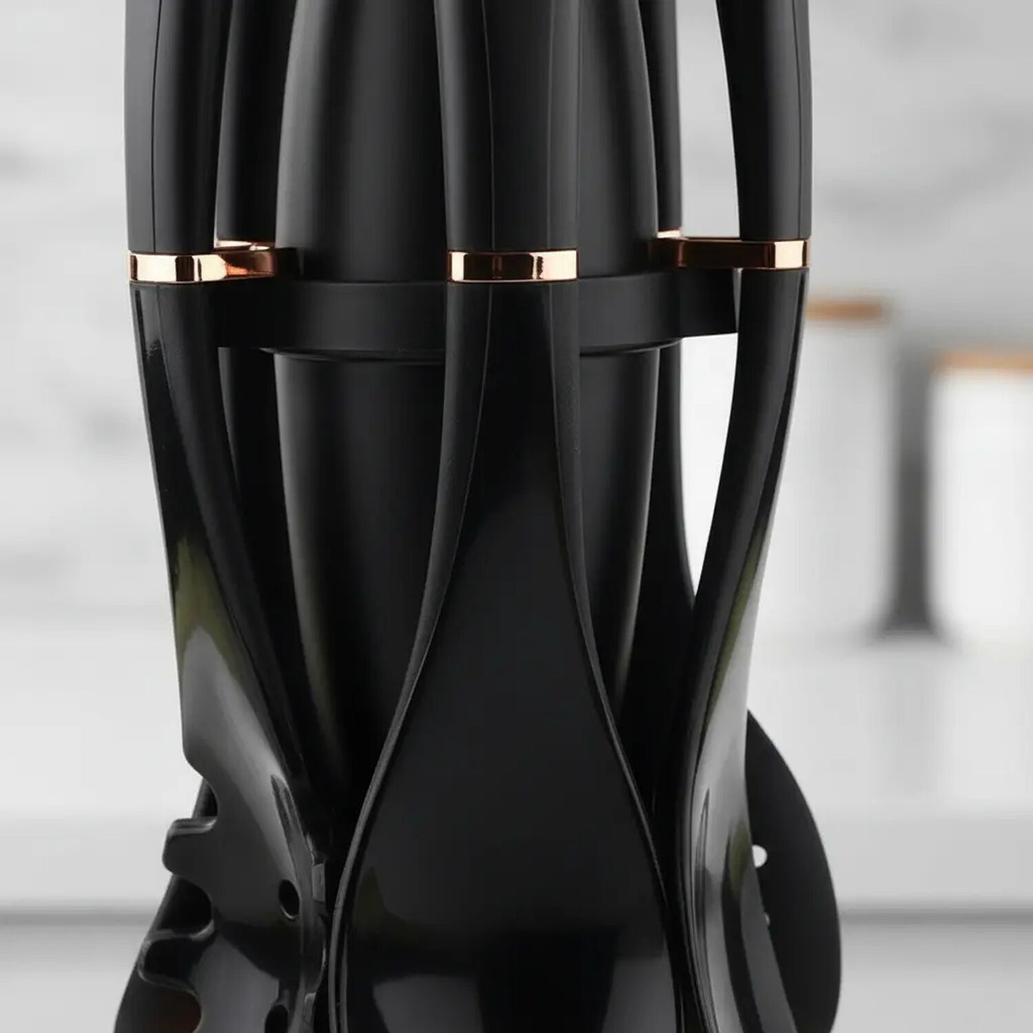 Set Utensilios De Cocina 6 Piezas Con Soporte Giratorio Negro Rose Gold image number 4.0