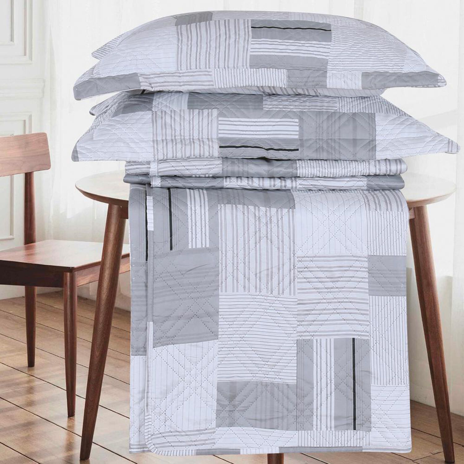Quilt Andes Estampado Patchwork Gris image number 2.0