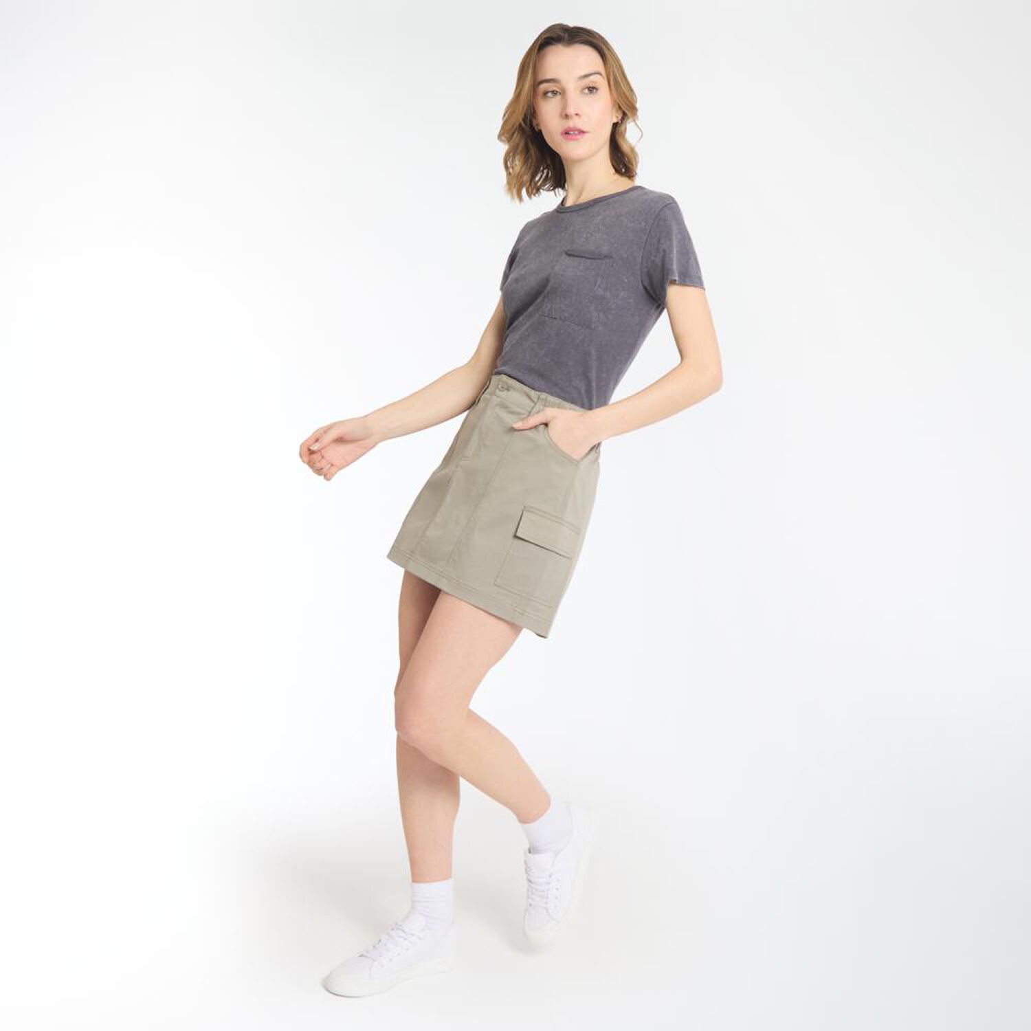 Falda Denim Tiro Medio Cargo Mujer Ocean Pacific image number 1.0