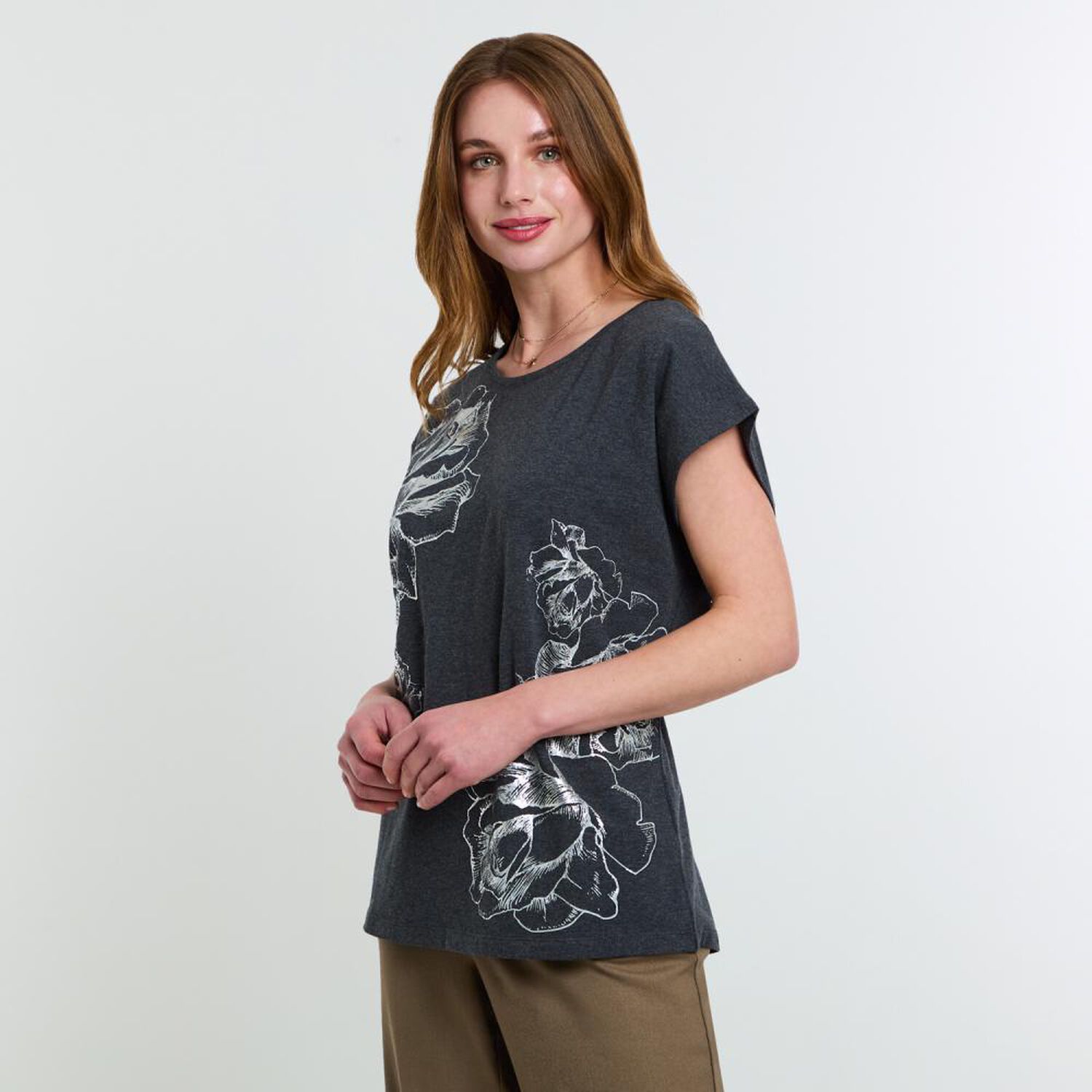 Polera Estampado Focalizado Manga Corta Cuello Redondo Mujer Lesage image number 2.0