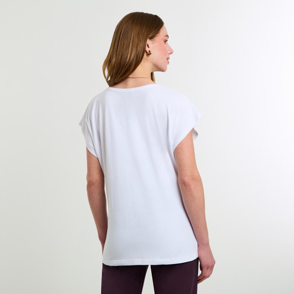 Polera Estampado Focalizado Manga Corta Cuello Redondo Mujer Lesage image number 3.0