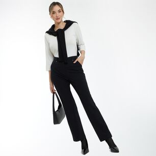 Pantal&oacute;n Cl&aacute;sico Con Bolsillos Tiro Medio Regular Mujer Lesage